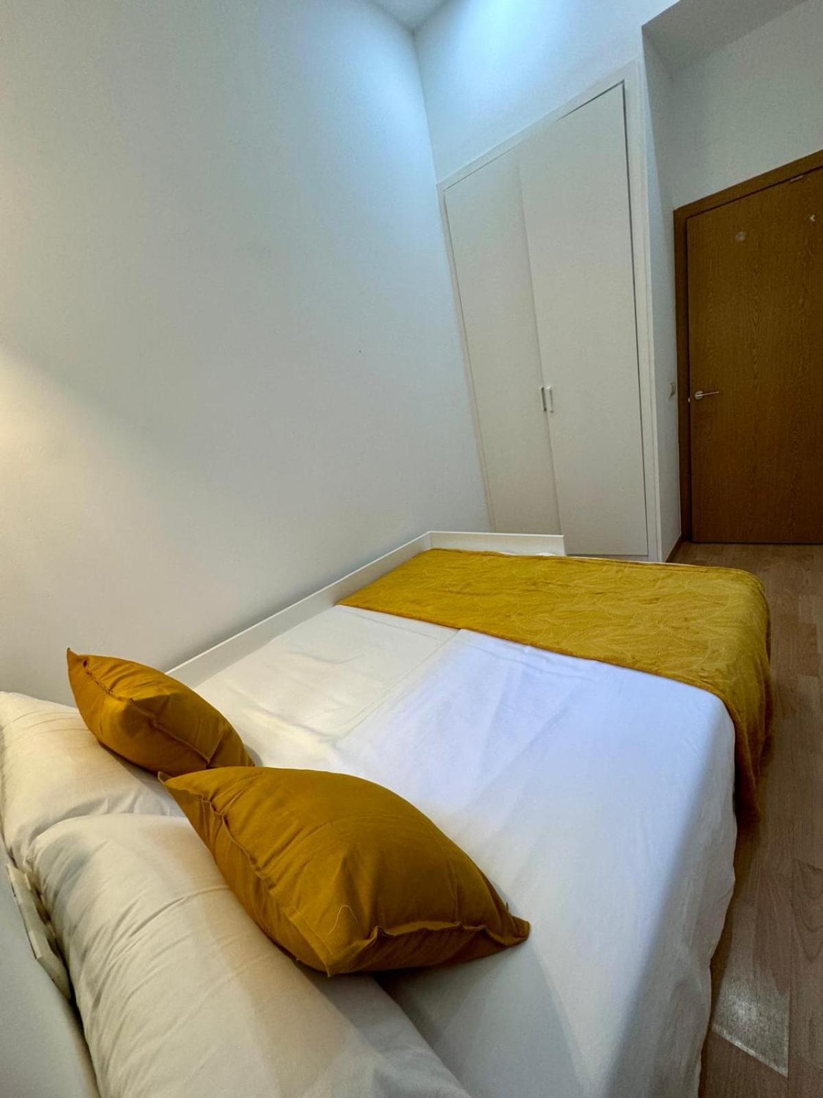 Pamis Apartament Sants, Barcellona Esterno foto