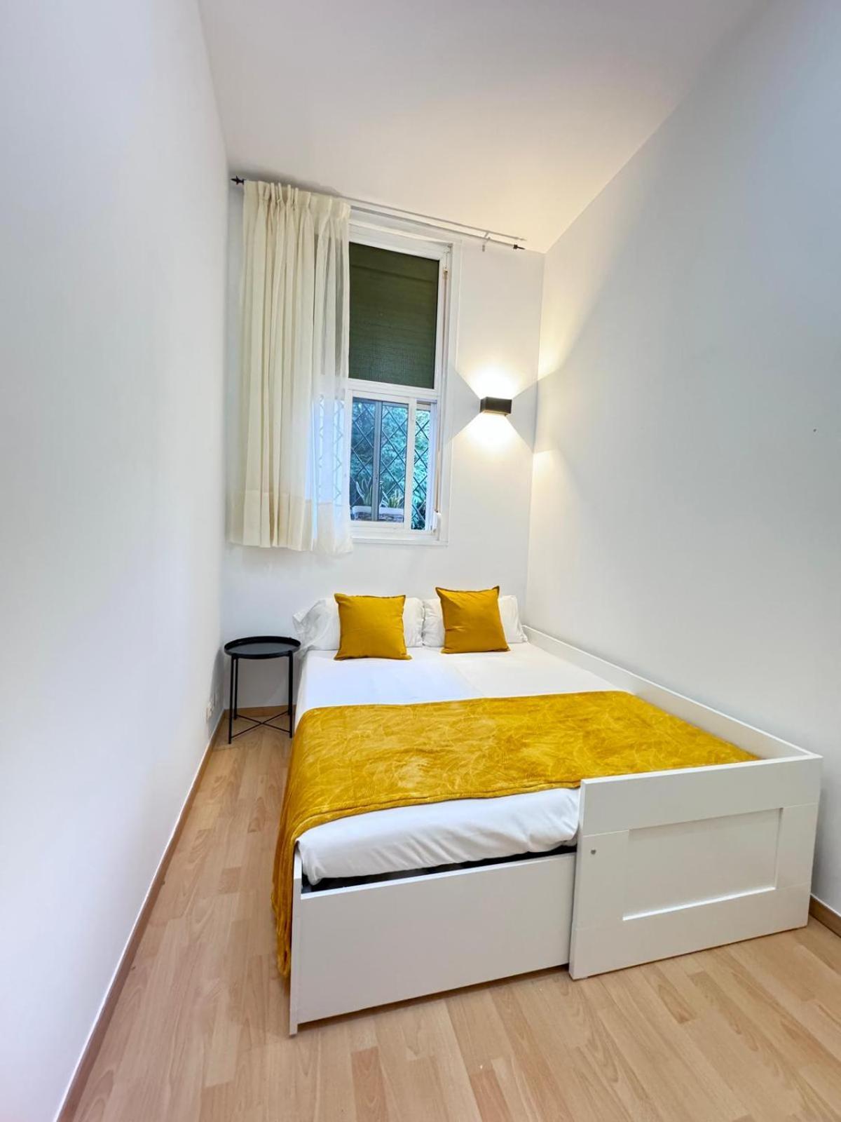 Pamis Apartament Sants, Barcellona Esterno foto