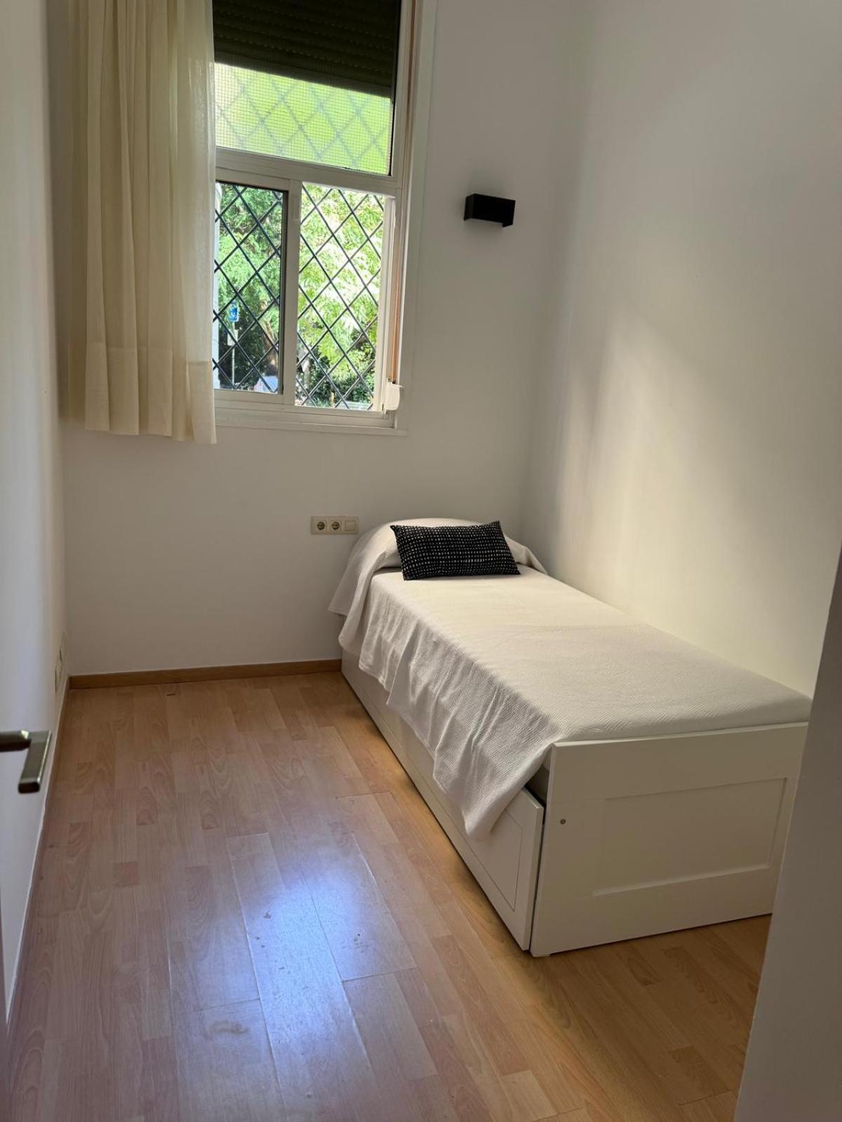 Pamis Apartament Sants, Barcellona Esterno foto