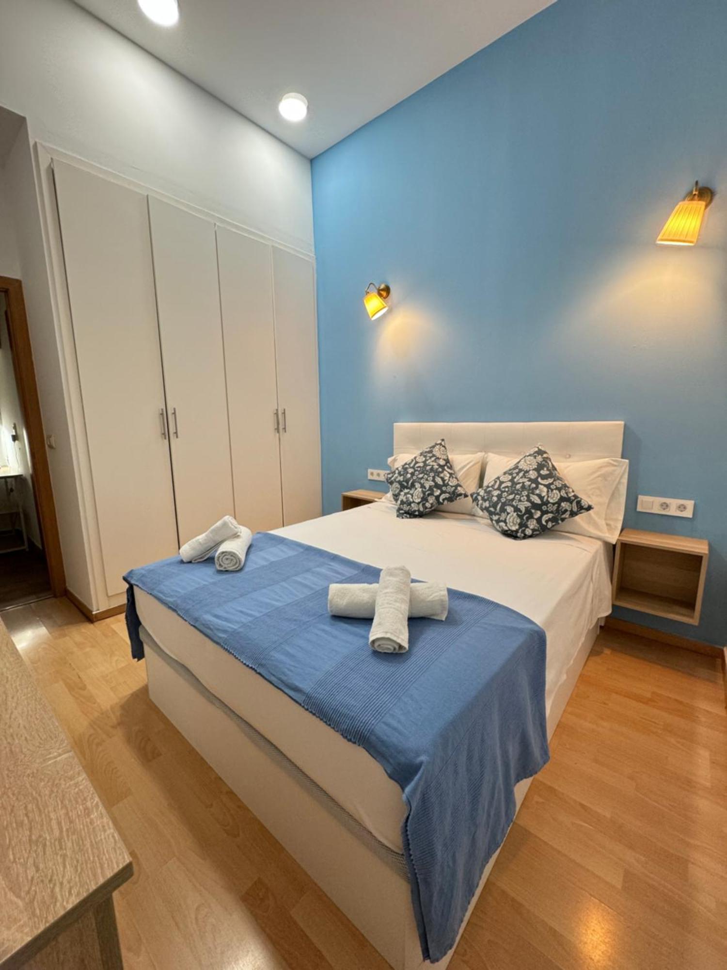 Pamis Apartament Sants, Barcellona Esterno foto
